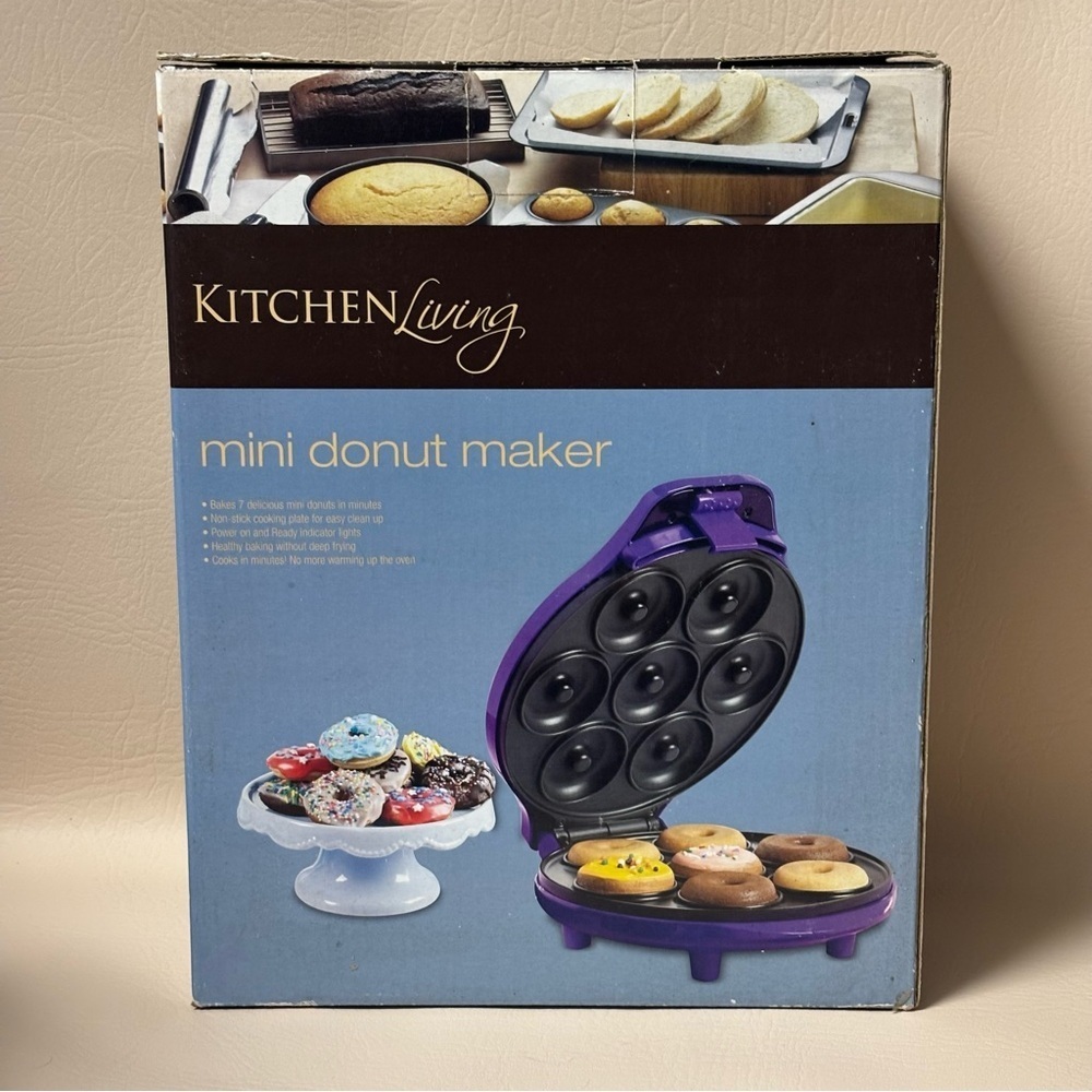 KitchenLiving 7 Delicious Mini Donut Maker